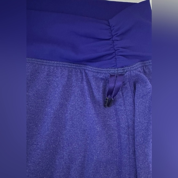 Lululemon Hot’N Sweaty Skirt- Size 6 - Picture 9 of 13